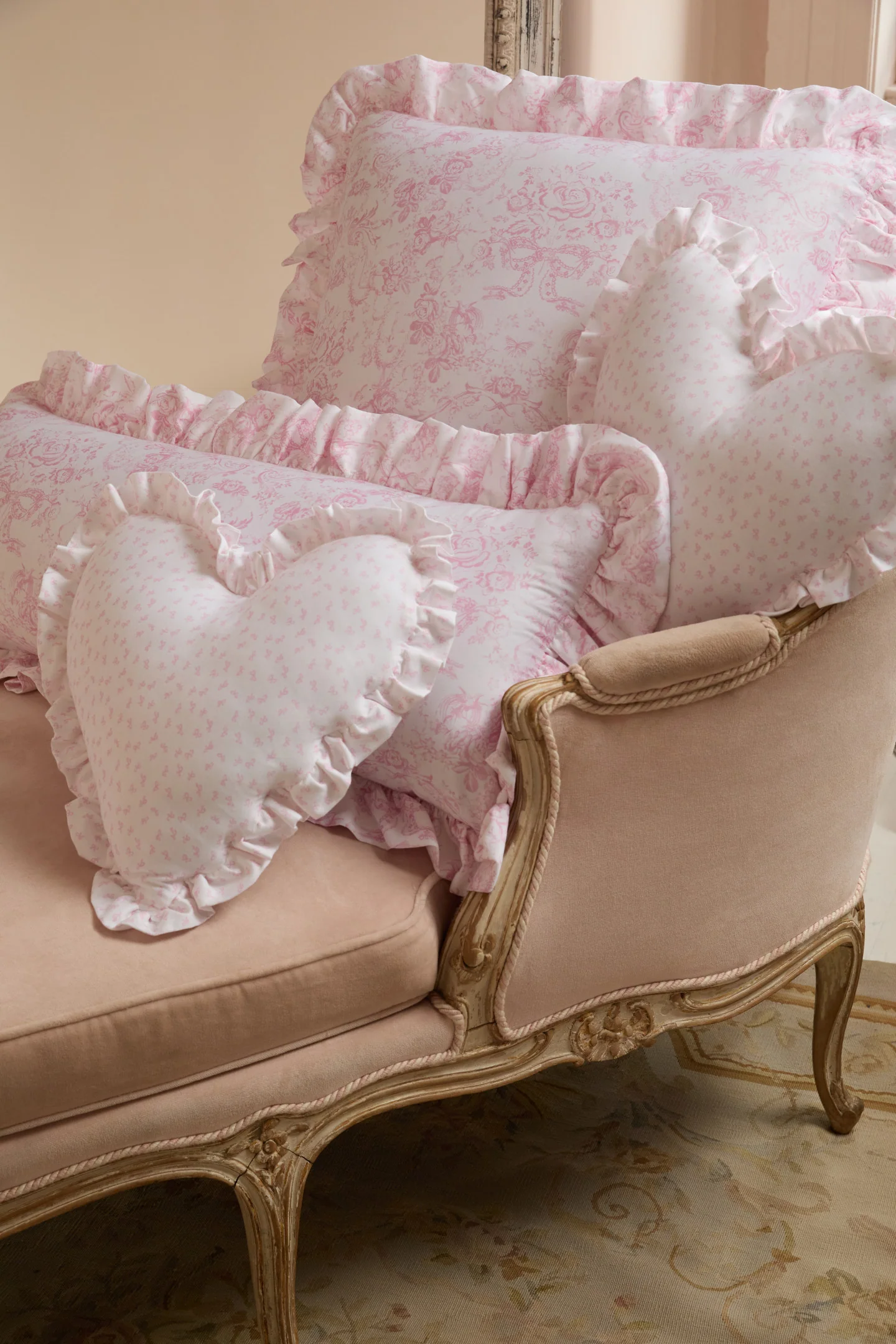 Ruffle Throw Pillow - Image 5
